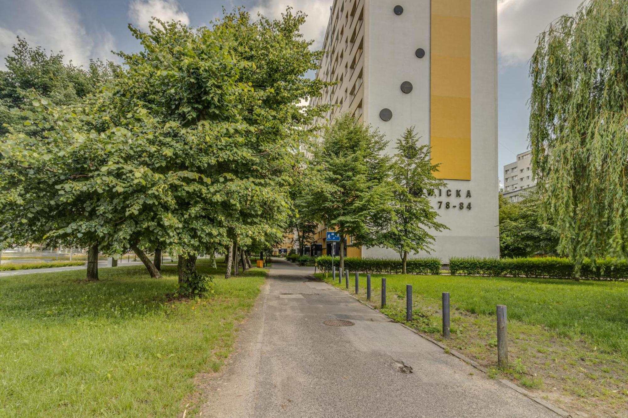 Appartamento Rentplanet - Apartament Popowicka Breslavia Esterno foto